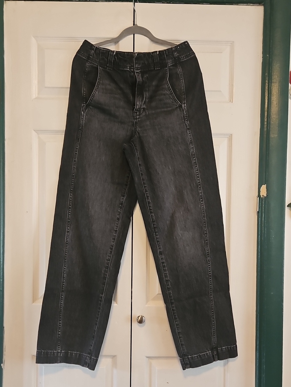 Madewell Washed Black Straight Leg Jeans